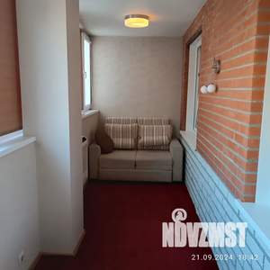 Студия квартира, посуточно, 40м2, 19/19 этаж