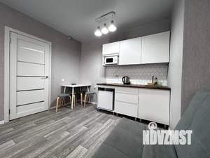 Студия квартира, посуточно, 30м2, 6/18 этаж