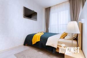 Студия квартира, посуточно, 32м2, 11/13 этаж