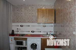 1-к квартира, посуточно, 40м2, 2/18 этаж