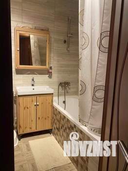 1-к квартира, посуточно, 38м2, 1/1 этаж