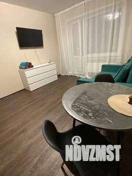 1-к квартира, посуточно, 40м2, 2/10 этаж