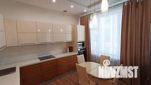 4-к квартира, на длительный срок, 140м2, 4/9 этаж