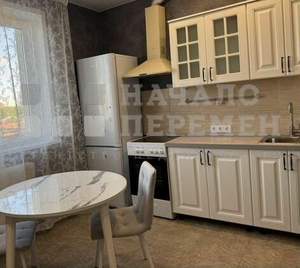 1-к квартира, на длительный срок, 42м2, 7/24 этаж