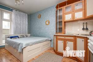 Студия квартира, посуточно, 27м2, 12/17 этаж