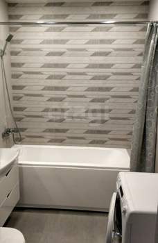 Студия квартира, на длительный срок, 32м2, 18/27 этаж