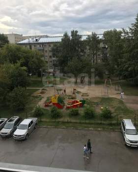 1-к квартира, на длительный срок, 42м2, 4/10 этаж