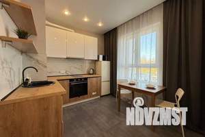 1-к квартира, посуточно, 40м2, 2/17 этаж