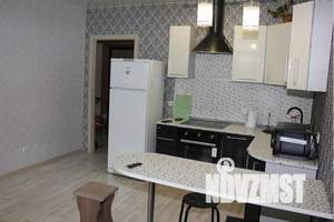 1-к квартира, посуточно, 40м2, 6/25 этаж