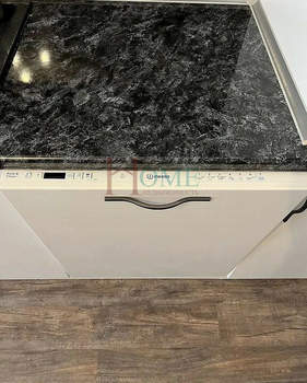 3-к квартира, на длительный срок, 130м2, 1/5 этаж