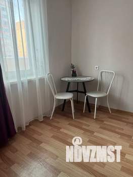 1-к квартира, посуточно, 38м2, 3/10 этаж