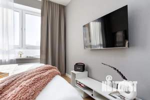 1-к квартира, посуточно, 35м2, 8/25 этаж