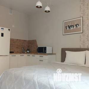 Студия квартира, посуточно, 27м2, 3/20 этаж