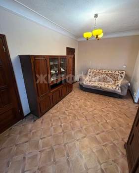 3-к квартира, на длительный срок, 42м2, 2/5 этаж