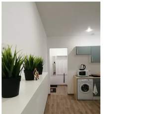 Студия квартира, посуточно, 23м2, 2/18 этаж