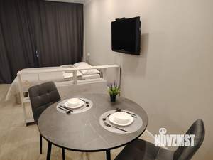Студия квартира, посуточно, 40м2, 4/10 этаж