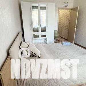 1-к квартира, на длительный срок, 50м2, 3/18 этаж