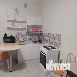 Студия квартира, посуточно, 30м2, 21/25 этаж