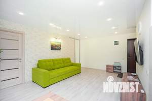 1-к квартира, посуточно, 49м2, 1/1 этаж