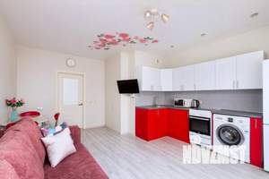 1-к квартира, посуточно, 35м2, 6/25 этаж