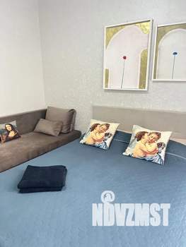 Студия квартира, посуточно, 32м2, 2/17 этаж