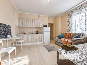 Студия квартира, посуточно, 30м2, 6/25 этаж