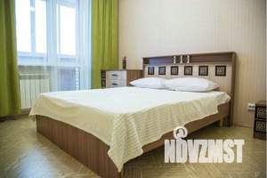 2-к квартира, посуточно, 42м2, 20/25 этаж