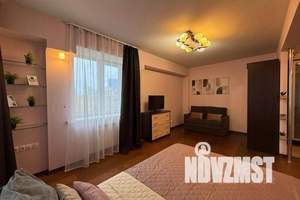 1-к квартира, посуточно, 35м2, 5/5 этаж
