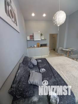 Студия квартира, посуточно, 27м2, 1/23 этаж