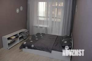 1-к квартира, посуточно, 40м2, 21/25 этаж