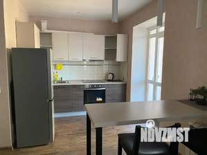Студия квартира, посуточно, 42м2, 6/9 этаж
