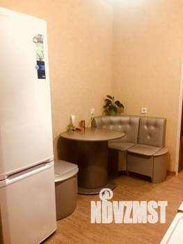 1-к квартира, посуточно, 40м2, 14/14 этаж