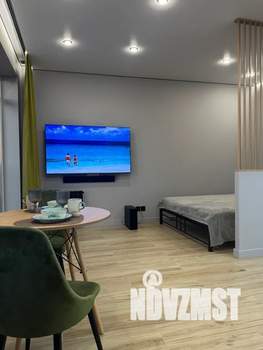 Студия квартира, посуточно, 37м2, 19/24 этаж