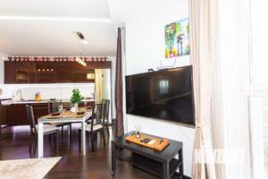 Студия квартира, посуточно, 45м2, 14/18 этаж