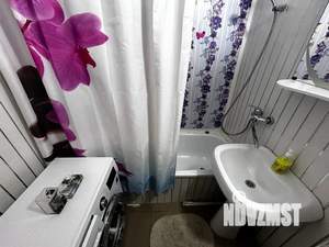 2-к квартира, посуточно, 60м2, 8/10 этаж