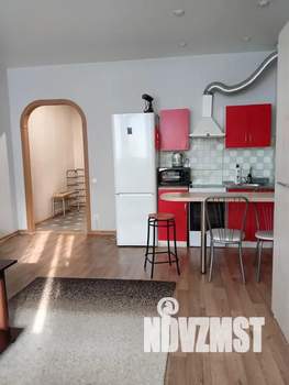 Студия квартира, посуточно, 35м2, 3/17 этаж