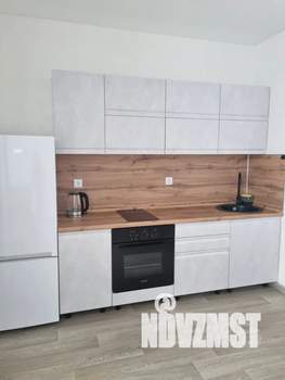 Студия квартира, посуточно, 27м2, 13/25 этаж