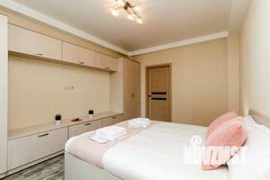 2-к квартира, посуточно, 65м2, 1/1 этаж