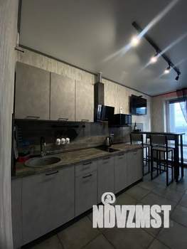 Студия квартира, посуточно, 36м2, 16/17 этаж