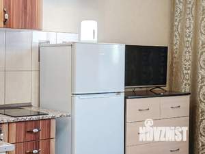 Студия квартира, посуточно, 32м2, 3/25 этаж