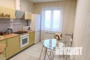 1-к квартира, посуточно, 27м2, 17/27 этаж