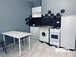 Студия квартира, на длительный срок, 33м2, 4/10 этаж