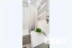 1-к квартира, посуточно, 37м2, 1/18 этаж