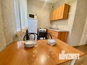 Студия квартира, посуточно, 30м2, 2/5 этаж