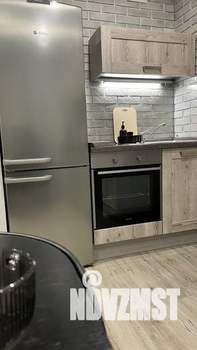 Студия квартира, посуточно, 36м2, 6/18 этаж