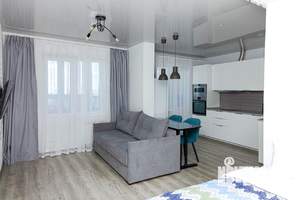 1-к квартира, посуточно, 44м2, 21/25 этаж