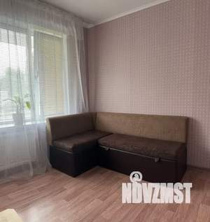 1-к квартира, посуточно, 38м2, 1/18 этаж