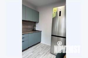 2-к квартира, посуточно, 39м2, 1/20 этаж