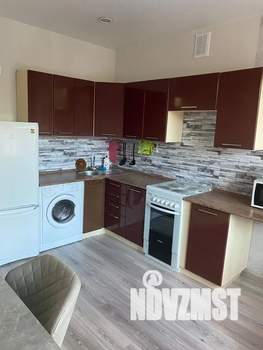 1-к квартира, посуточно, 35м2, 2/10 этаж