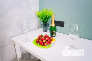1-к квартира, посуточно, 28м2, 7/15 этаж